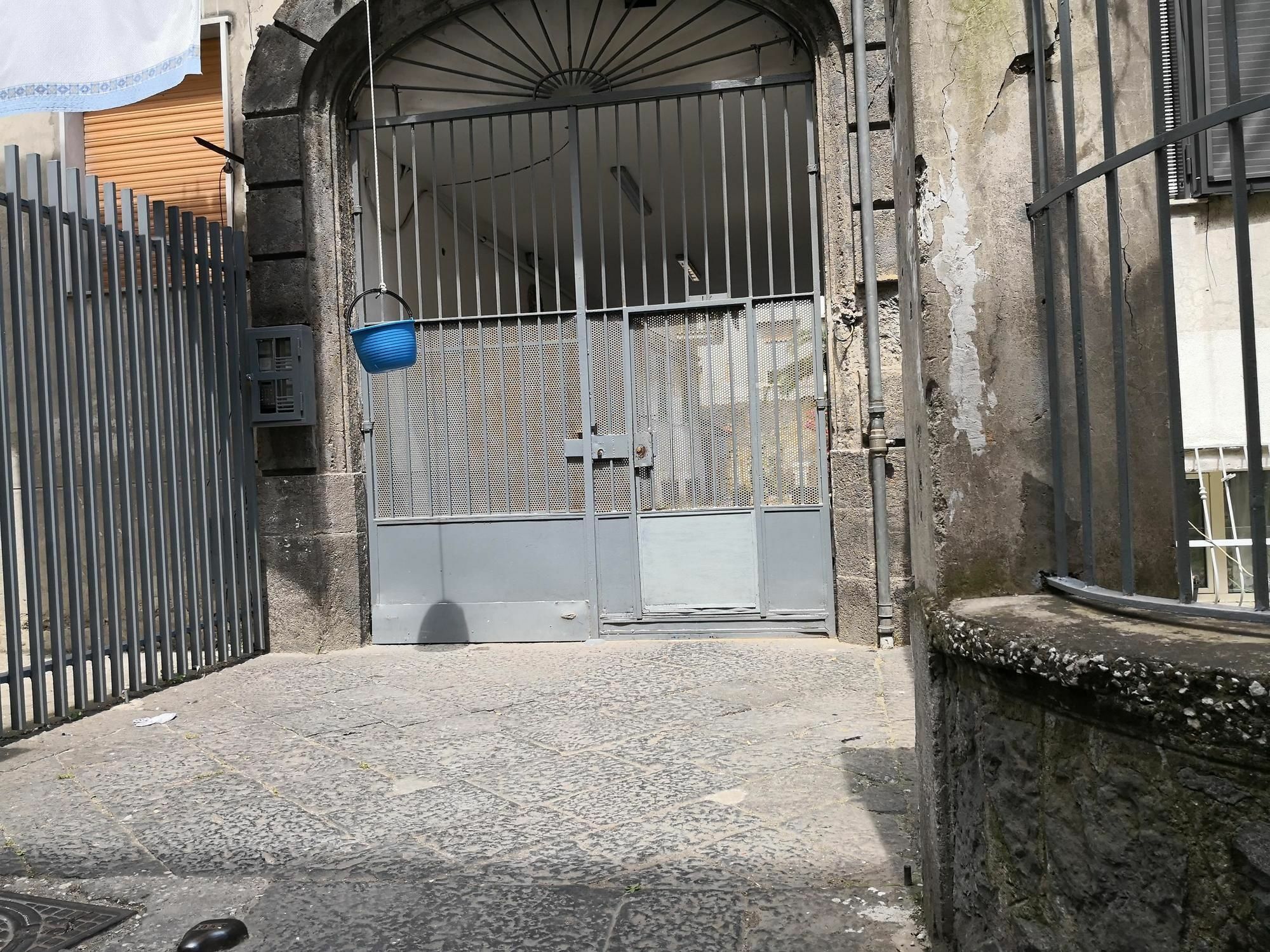 Fenesta Vascia Bed & Breakfast Naples Exterior photo