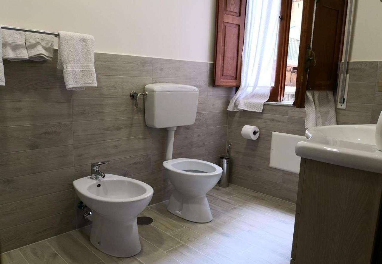 Fenesta Vascia Bed & Breakfast Naples Exterior photo