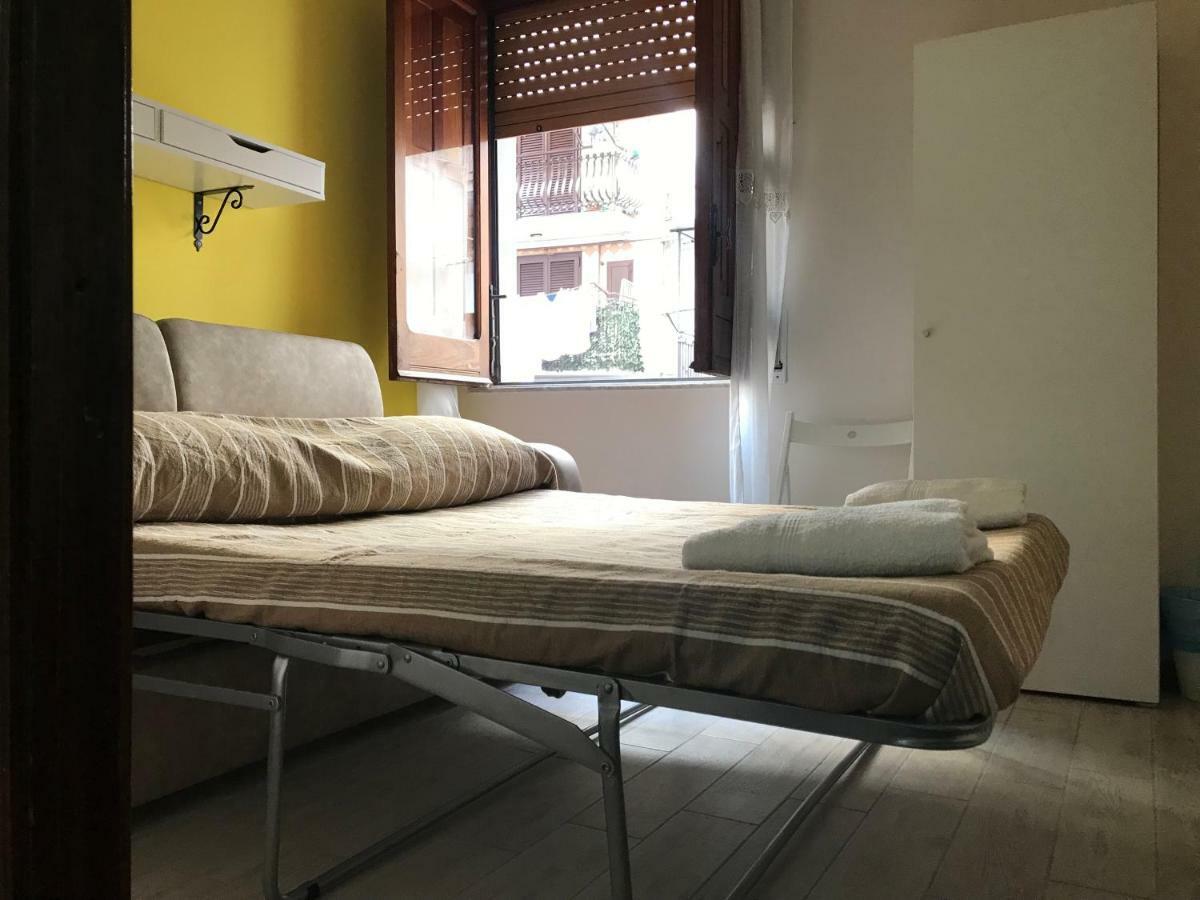 Fenesta Vascia Bed & Breakfast Naples Exterior photo