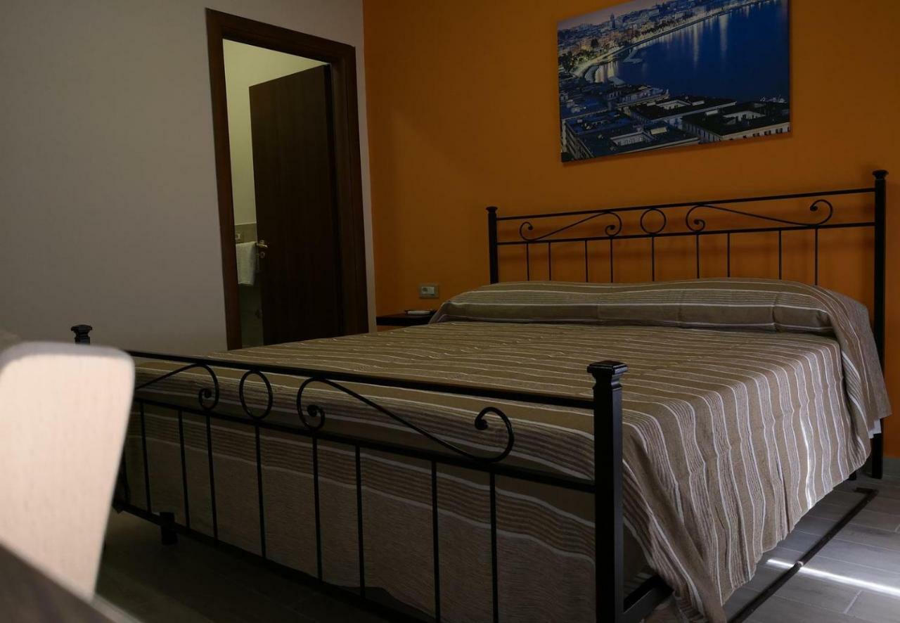 Fenesta Vascia Bed & Breakfast Naples Exterior photo