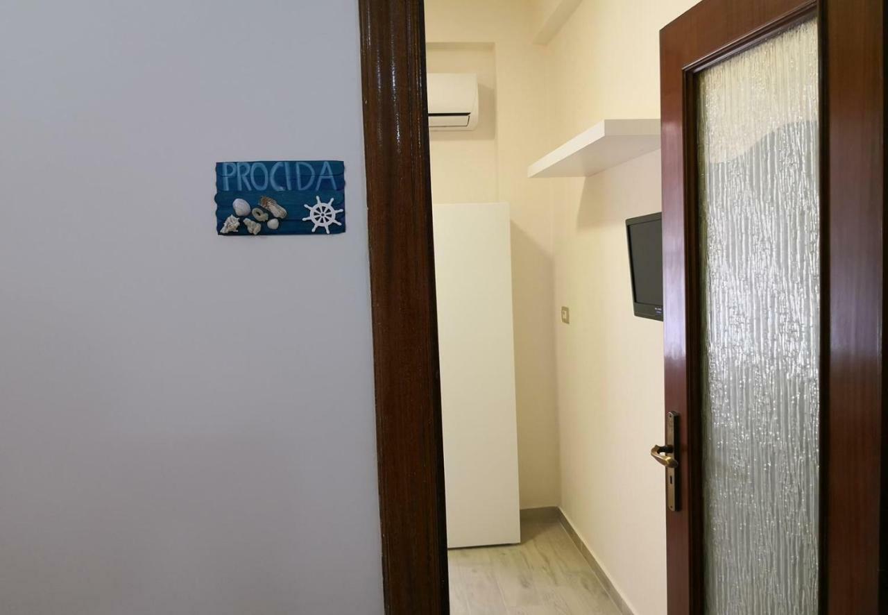 Fenesta Vascia Bed & Breakfast Naples Exterior photo