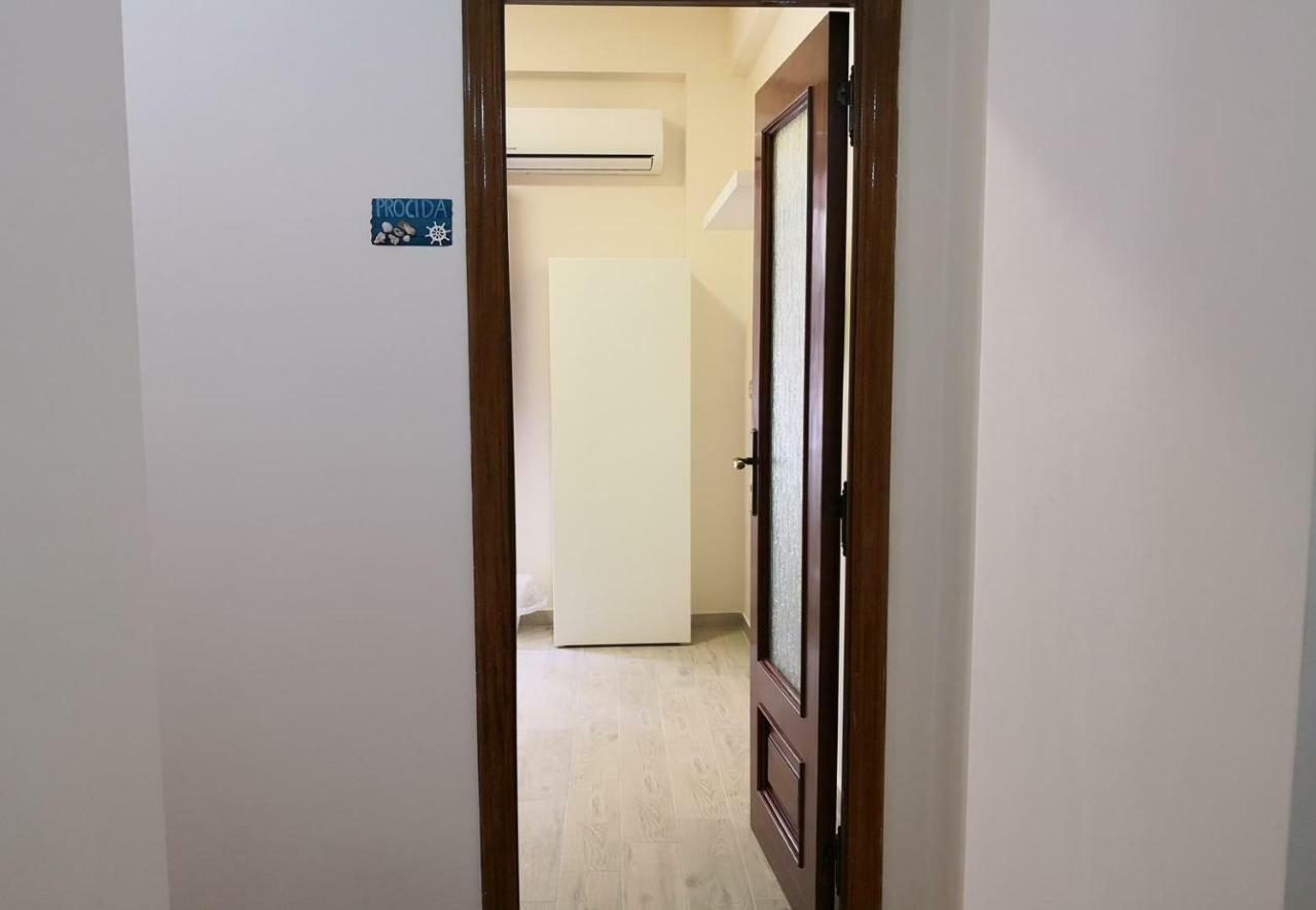 Fenesta Vascia Bed & Breakfast Naples Exterior photo